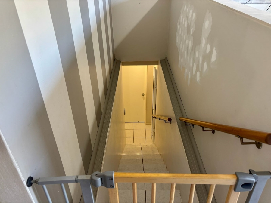 5 Bedroom Property for Sale in Denver Park Western Cape